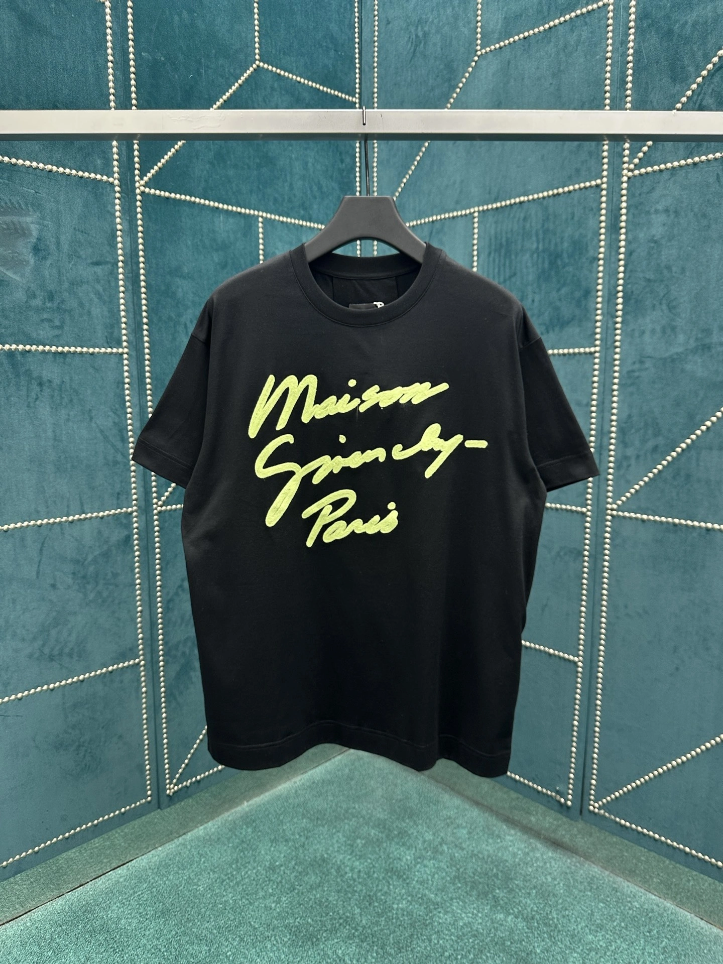 wg.luxury- 6iv593hy embroidery oversized item:E-F000H2522